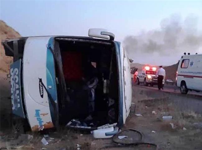 واژگونی اتوبوس درآذرشهر تبریز