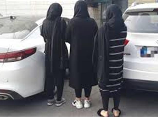 سه دختر جوان جیب بر در مترو دستگیر شدند؛ از پولدارها حق خودمان را می گرفتیم