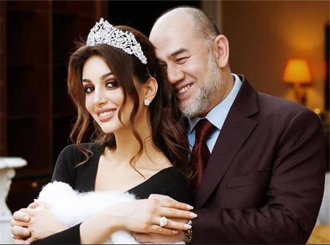 راز طلاق ملکه زیبایی روس از پادشاه مالزی فاش شد