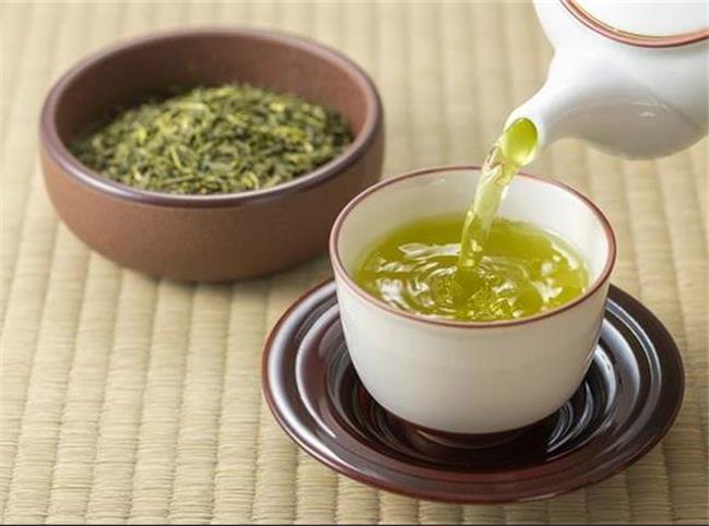 خواص شگفت انگیز چای سبز؛ دومین نوشیدنی مفید بعد از آب