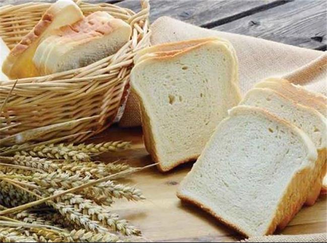 اگر هر روز نان سفید بخورید، چه اتفاقی برای بدن می افتد؟