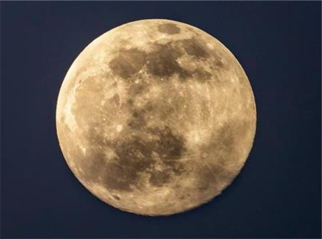 مطالعه‌ای که از یک واقعیت شگفت‌انگیز درباره «ماه» پرده برداشت