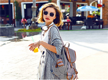 چگونه با لباس‌های ساده و تکراری خوش تیپ و جذاب شویم؟