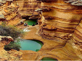 تنگه اعجاب انگیز چاهکوه