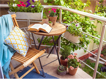 ایده هایی برای دکوراسیون بالکن با کمترین هزینه