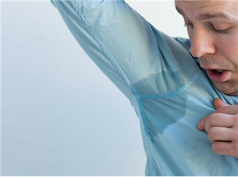 پاک کردن و شستن لکه عرق از لباس