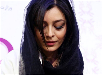 زندگی نامه ساره بیات + افتخارات و جوایز