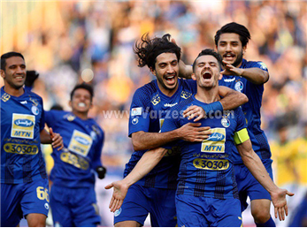 خلاصه بازی استقلال 5 - صنعت نفت آبادان 0