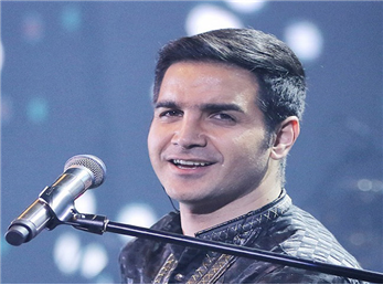 اجرای زنده آهنگ بهت قول میدم از محسن یگانه