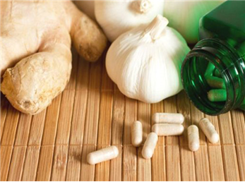 بعضی داروهای گیاهی باعث کندی روند شیمی درمانی می شوند