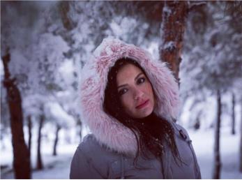 آیدا نامجو هنرپیشه نقش شادی( نامزد مازیار) در فوق لیسانسه ها