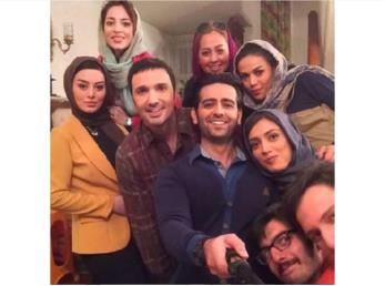 جمع سلبریتی‌ها 5 سال پیش؛ سحر قریشی، امیرحسین آرمان و محمدرضا فروتن در پشت صحنه یک فیلم
