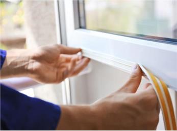 شیوه صحیح درزگیری پنجره ها در فصل زمستان