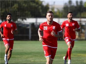 با اعلام انصاری‌فرد؛ استوکس با پرسپولیس قرارداد بست و امشب به تهران می‌آید