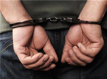 کارمند شرکت خودرو سازی همکار خود را خفه کرد