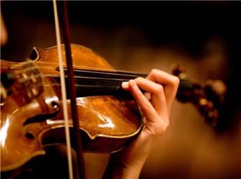 اجرای فوق العاده موزیک با ویالون