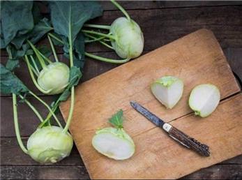 کلم قمری؛ ازخواص و ارزش غذایی تا روش استفاده