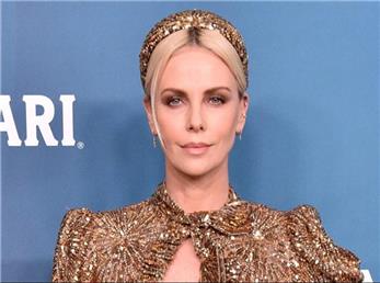 انتخاب بهترین ها در مراسم انجمن طراحان لباس