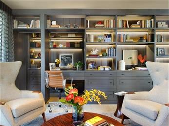 7 عنصر علاوه بر کتاب، که می تواند چیدمان زیباتری به قفسه کتاب بدهد