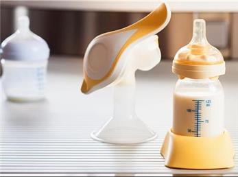 مواد غذایی طبیعی برای افزایش شیر مادر