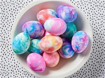 آموزش رنگ آمیزی تخم مرغ برای هفت سین نوروز 99