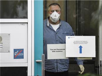 این فیلم کوتاه سرعت انتقال ویروس کرونا را نشان می دهد!