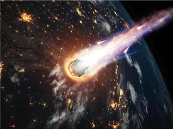 فیلم واقعی از برخورد شهاب سنگ به روسیه