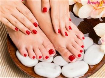 ایده‌های ساده و شیک برای طراحی ناخن پا در خانه