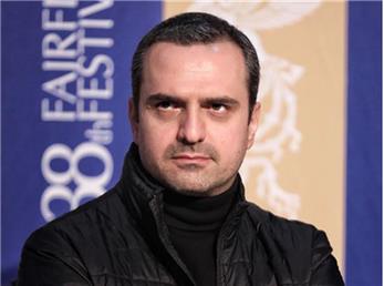 بیوگرافی علیرضا آرا بازیگر نقش