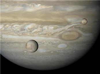 4 چیزی که از زمین محافظت می کنند! / نقش سیاره مشتری بر حیات در زمین