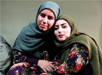 بیوگرافی  صهبا شرافتی بازیگر نقش روناک در سریال نون خ