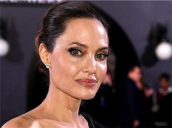 دلنوشته آنجلینا جولی در روز مادر+ عکس