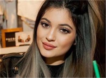 مدل ۲۲ ساله در صدر ثروتمندترین دختران جهان