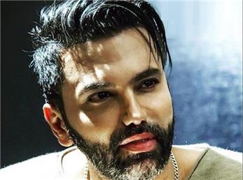 نقدی بر ادعای طنز آمیزِ نیکبخت واحدی ، هشتمین بازیکن محبوب جهان