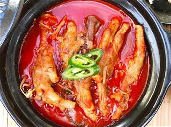 آنچه که در رابطه با خواص پای مرغ نمیدانید/ پای مرغ در کدام کشورها محبوب است؟