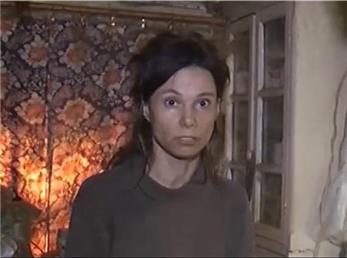 ناگفته‌های دختری که ۲۶ سال توسط مادرش با جانوران محبوس بود/ گربه‌ها بیشتر از من حق زندگی دارند