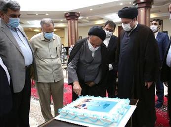 واکنش کاربران شبکه‌های اجتماعی به جشن تولد ۵۰ سالگی بهشت زهرا/ واکنش احسان کرمی به جشن تولد بهشت زهرا