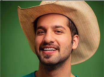 محمدامین کریم‌پور اولین فیلم رسمی خود را می‌سازد/ جیرانی از فیلم كریم پور خوشش آمد!