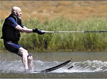 لیستی که ثابت می کند برای موفقیت  هرگز دیر نیست