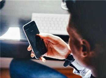 آیا آیفون اجازه‌ی ضبط مکالمه‌ها را می‌دهد؟