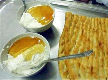 خامه بخوریم یا نخوریم؟