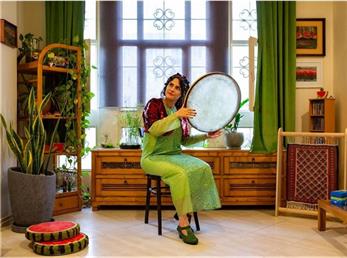 تصاویر زیبا از نوازندگی بانوان ایرانی در قرنطینه