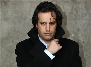 بیوگرافی کامل کاوه آفاق از خوانندگی تا بازیگری