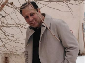 بازیگر نقش پرویز در سریال روزهای ابدی رابشناسیم