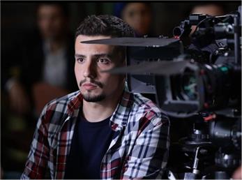 گریم متفاوت امیر کاظمی در سریال باخانمان