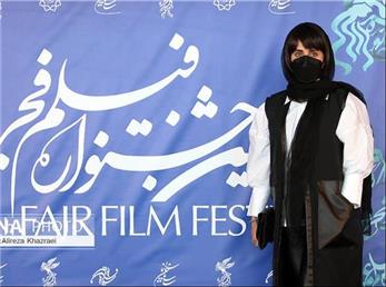 بررسی استایل الناز شاکردوست در نشست خبری فیلم ابلق