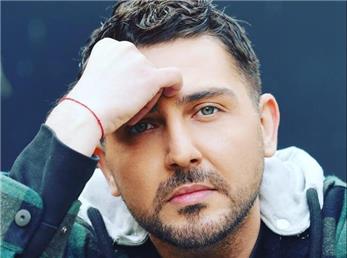 بیوگرافی کامل محمدرضا غفاری بازیگر نقش آریا در ملکه گدایان