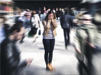 هفت روش عجیب برای مقابله با استرس در لحظه