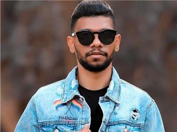 عباس بوعذار کیست؟ ماجرای کلیپ علی دایی و عباس بوعذار