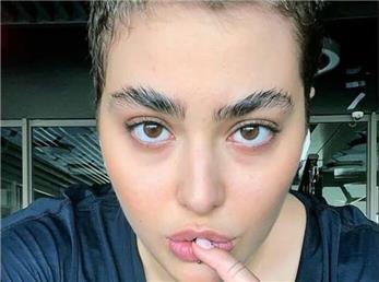 مرگ ریحانه پارسا در استانبول! /خودکشی! قتل یا شایعه! + آخرین استوری